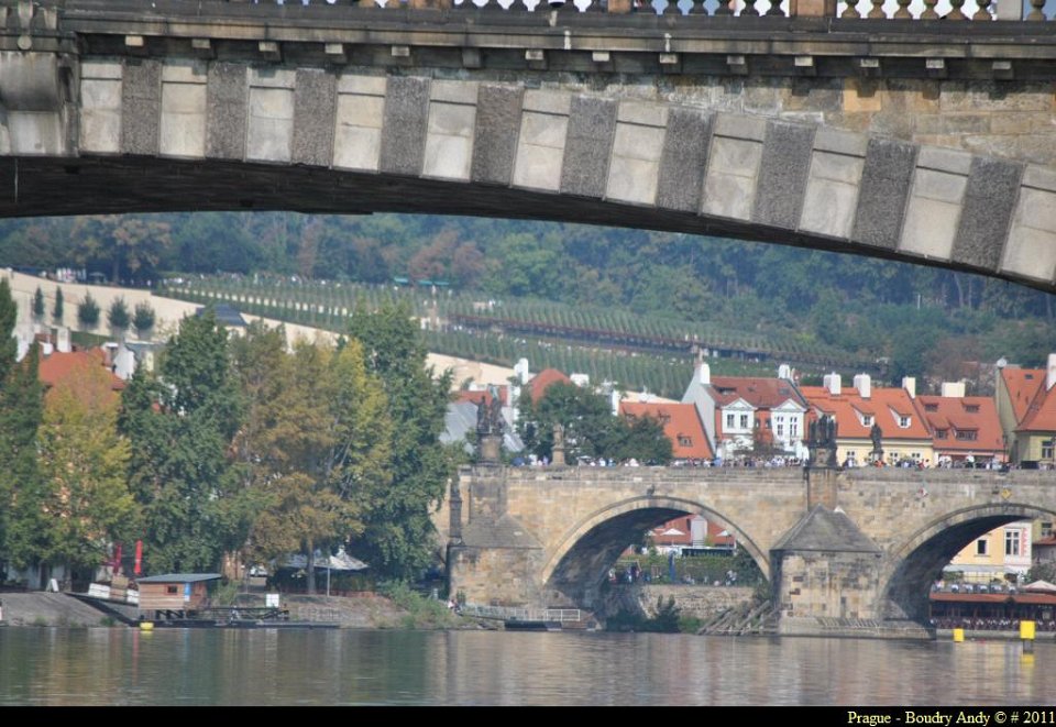 Prague - au bord de la Vltava Moldau 011